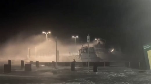 Mornington Pier lashed by waves and wind overnight
