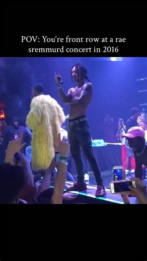 ₗₑₘₒₙ on Instagram: "🧊 The Mannequin Challenge went viral in 2016 by getting millions of people to freeze in place like statues. It started at a U.S. high school before celebrities and athletes made it explode. The song “Black Beatles” by Rae Sremmurd became the unofficial soundtrack of the trend. Teams, classrooms, and even politicians joined in to show off their creativity. The charm came from its simplicity and unexpected group coordination. It became one of the fastest global video trends o