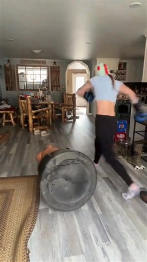 Apprendre le sport de combat 🤣🤣pour se défendre 🤣🤣🤣@Jada Rounds | jeremlaura