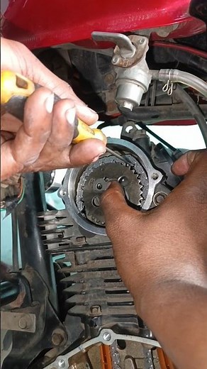 Correct Valve Timing for Motorcycle Engine #mechanic #bike #motorcycle #vairal #shorts