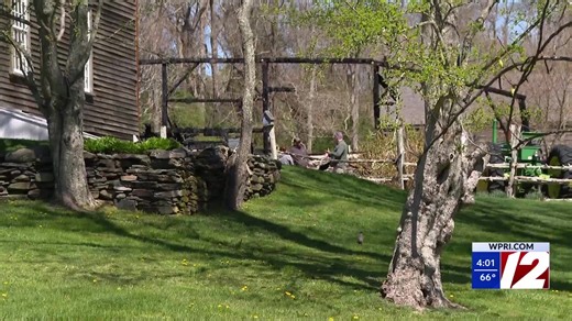 Historic Jamestown barn burns down