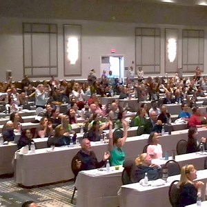 Good luck Lake Mary All Stars! A packed room of 700 at Orlando Orthopaedic Center’s 20th Annual Orthopaedic Update Conference cheering on the Lake Mary All Stars as they head into the Little League National Championship today! Sending all the best to the young athletes today! | Orlando Orthopaedic Center