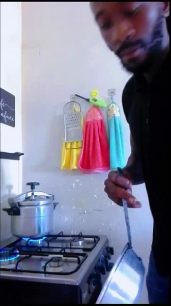 alexandresamuelfaradayjr (@alexandresamuelfaradayjr)’s videos with Respek - Birdman