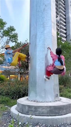 With this magnet you can pull anything and hang it anywhere.