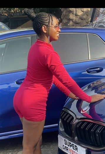 #creatorsearchinsights #Alienskin #motogp2025 #motorsport Aline skin at he super car launch