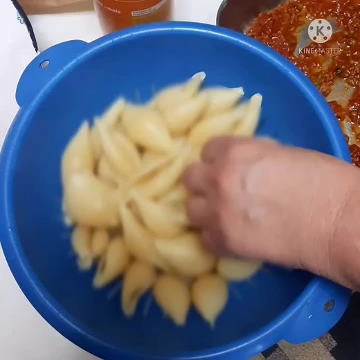 Miam-miam, pasta della mama #cooking #cookingvideo #cookingtiktok #italianfood #italianfoodlover #belgium #pastarecipe #deliciousfood #cookwithme