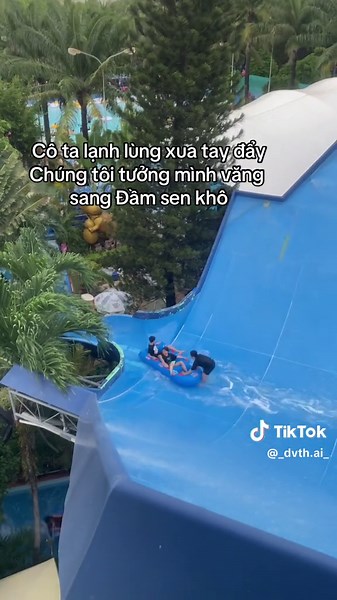 Trải nghiệm sảng khoái tại Đầm Sen với bạn bè