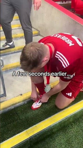 Two lucky fans went away with MrBeasts football boots... #Shorts #wembleystadium