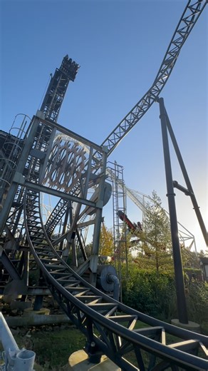 The Saw Ride Thorpe Park @thorpeparkofficial #rollercoaster #themepark #ride #thorpepark #amusementpark #uk #themeparkenthusiast #themeparks #rollercoasterenthusiast | Theme Parks Vision Art