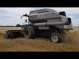 Gleaner N7 series III. Australia