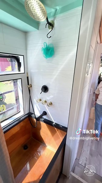 What do you think of this DIY conversion of an old city transit bus into a full-time tiny home on wheels by @lopez_aroundtheworld ? #tinyhouse #tinyhome #skoolie #busconversion #buslife #vanlife #tinvhouseonwheels