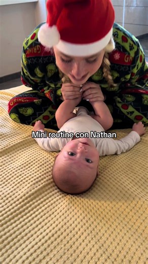 Mini routine con Nathan in palestra mentre dorme