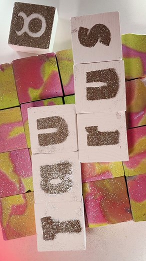 FingStar ASMR | ASMR♉Taurus | 16 Soft dyed＆7 Crispy Plain| Gym Chalk Crush | Sleep Aid | Oddly Satisfying | #asmrsounds #asmr #gymchalk | Instagram