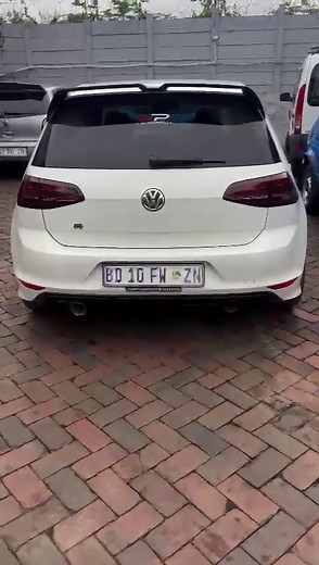 Vw Golf 7 Tsi came in for custom tuned stage 2 software with pops and bangs🔥💣💥… #fyp #fypp #fypviral #sama28 #ultimate_performance_kzn