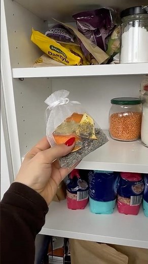Hardly anyone knows about this home remedy! Food moths disappear without chemicals.