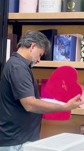 ✈️ Day 02 in China: Dummy Cakes ka New Trend! 🎂