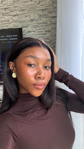 Thandiwe Dube on Instagram: "Spiritual cleansing bath,🌺 Ft Hibiscus, Rose Salt Water and Cinnamon + Yoni steaming and Hibiscus tea using ; @evadnecobeauty body scrub @lovebyamanda @tasili.sa Argan oil @selfcareemporiumsa steaming yoni herbs The difference between this bath and a regular bath is your intention. Salt is a protective agent that grounds and purifies the body. Salt contains minerals known to reduce soreness and inflammation. Ceremonially, cinnamon represents fire and movement. It’s