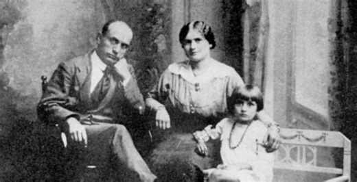 Benito Mussolini tradiva ma era tradito da Rachele: lo dice Edda Ciano