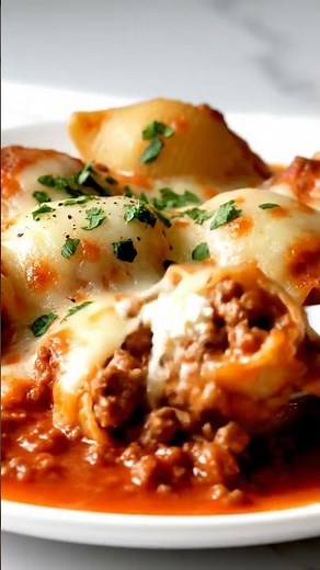 Beef & Ricotta Stuffed Shells 🍝🧀 | Cheesy & Baked! #pastalover