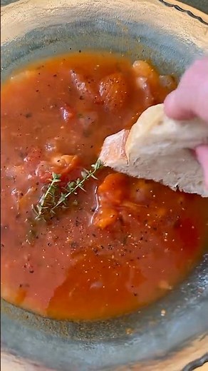 Traditional Florentine Bean & Cantuccini Soup (Cantuccini di Fagioli)