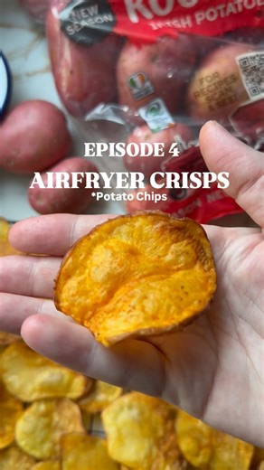 Frequent Airfryer Miles - Episode 4 Airfryer Crisps 🥔 I use these like Nachos, for dipping or with chilli - season as you like, I used smoked paprika, garlic powder and Sea salt. They take a bit of love in the aorfryer. You will need to check in on them a few times to give them a little shake so they don’t all stick - but they are worth it!! #airfryerrecipes #airfryerpotatoes #crisps #healthiersnacks #snacks #chips #potatoes | The Daly Dish
