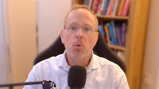 Why Dictators Hire Bad People — The Psychology of Narcissistic Supply