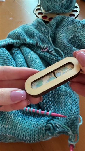 Meet our handmade stitch fixer ✨ Designed to rescue dropped stitches and fix little oops moments in seconds, this tiny tool is one you’ll reach for again and again. The wooden handle is made using the same technique as our Mini Minders, so it not only feels beautiful in your hand, it pairs perfectly with them on your table or in your project bag. Thoughtfully crafted, sturdy, and made to last, just like all our tools. Because fixing a stitch should feel just as good as making one 🧶💛 #crochet #