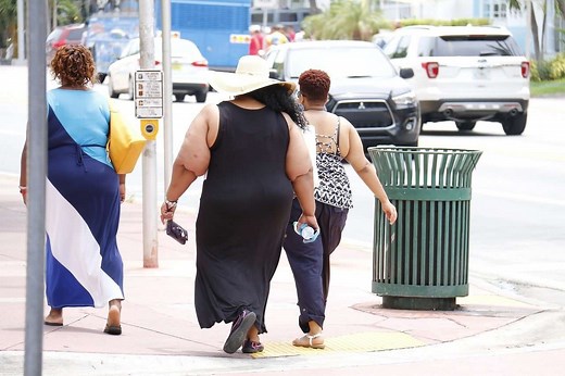 Why Do Fat People Waddle? Only 1 Obvious Reason Behind It