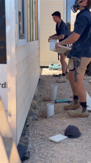 The Claypole Carpentry boys have been hard at work out at Queens Pinch, installing the James Hardie cladding with the same precision and pride they bring to every stage of the build. Their workmanship delivers strength and durability with every panel, creating an exterior that is built to last and finished to the highest standard. It is the kind of quality that aligns perfectly with the Fyfe way of building homes for our clients. More progress to come as this home continues to take shape both in