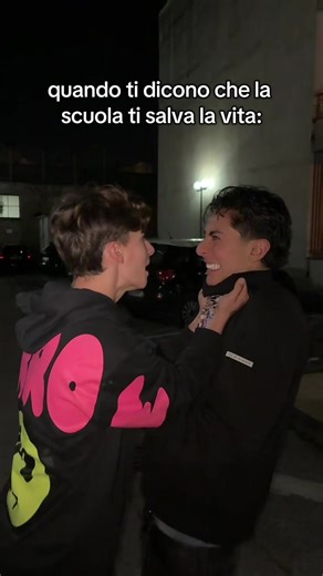 menomale che sono sempre andato a scuola #scuola #fishandchips | fish and chips