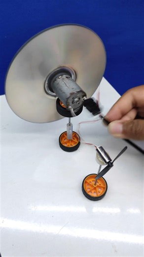 DC motor flywheel electricity generator
