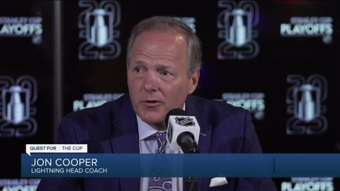 Panthers beat Lightning 6-2 in series opener