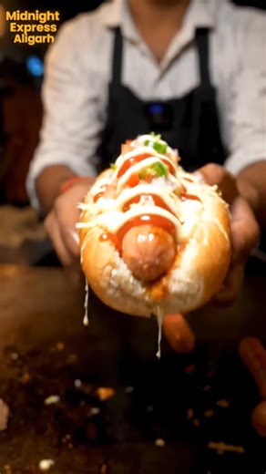 Chicken Cheese mexican Hotdog at The Midnight Express Aligarh Contact for Home Delivery 6397599221