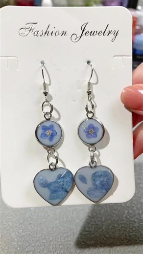 Resin is not difficult,if you are a beginner,we provide free tutorials #JANCHUN #epoxy #resinart #love #coasters #diy #jewellery #earrings