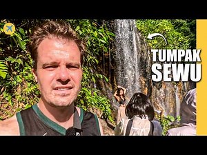 Chinese girls took me to 1,000 waterfalls in Indonesia