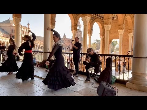 Street Flamenco in Seville 🇪🇸 | Amazing Live Dance at Plaza de España