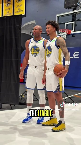“21 combined years in the league” 😂 #NBA #Basketball #Warriors #YaxelLendeborg #AlHorford