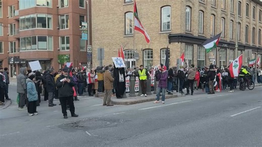 Your Morning Ottawa Update: Emergency protest at U.S. Embassy