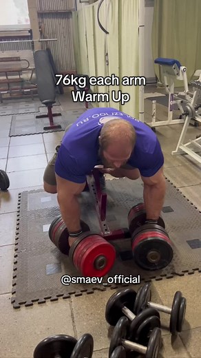 Strong bench for not breaking 🔥 - Code: SMAEV1 for all @BuckedUp supplements! - #gymtok #weightlifting #strongman #powerlifting #andreysmaev