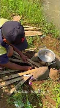 MEMBUAT TUNGKU API BUAT MASAK DI SAUNG SEDERHANA PINGGIR SUNGAI #tutorial #sawah #pemandangansungai