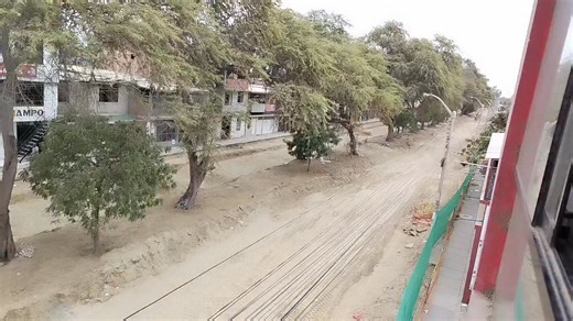 INACEPTABLE No soy la persona de hacer críticas a las obras que deberían apuntar a mejorar la ciudad. Me parece inaceptable, que no se haya culminado el tramo de la vía Marcavelica - Grau - Bellavista y ya se haya cerrado otro tramo, generando malestar en la población, incomodidad en el transportista, RETRASO EN LAS OBRAS. Retraso en las obras, que si lo analizamos implica más dinero por adicionales, implica más gasto, aquí los equipos cobran por horas, hay pago de personal, hay pago de proveedo