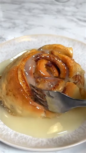 Fluffy homemade cinnamon rolls recipe step by step