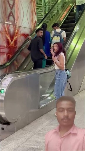 Introducing the "VitaWear SmartBand," a next-generation wearable gadget🎉