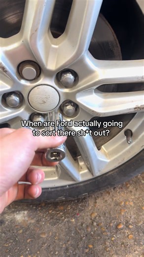 Fixing Swollen Wheel Nuts: A Mechanics' Guide