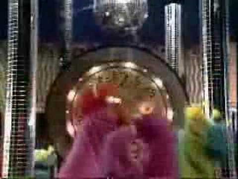 Sesame Street - Honk Around The Clock