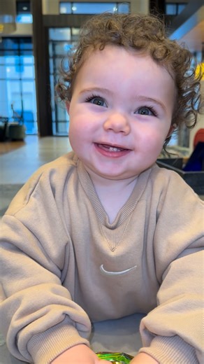 Jad on Instagram: "Tchi Tcha😉"