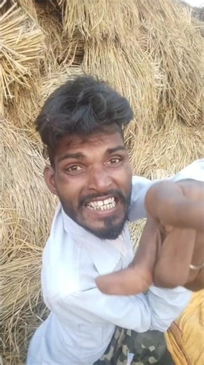 आगे धोखा दे देनी जान तो प्यार करेल छोड़ देबू नय अब तोरा जैसन धोखेबाज लड़की से नय अब आशीष यादव के