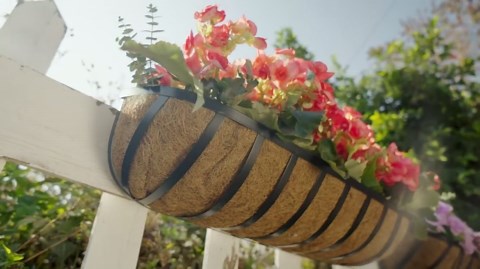 24 Inch Window Boxes Railing Planter with Brackets for Porch Fence Patio Balcony with Coco Liners for Outdoor Garden Décor, Brown