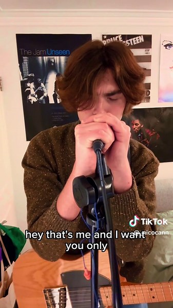 Bruce Springsteen's Thunder Road: A Musical Masterpiece