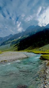 72K views · 58K reactions | Feel Vibe ️(Sukoon 殺) . . . . . #nomadic #fog #clouds #zindagi #kgl #glacier #viral #reelitfeelit #reelkarofeelkaro #reelsinstagram #kashmir #travel #travelrealindia #mountains #snow #sonamarg #rain #rainyday | Farhad Sonamarg | Facebook